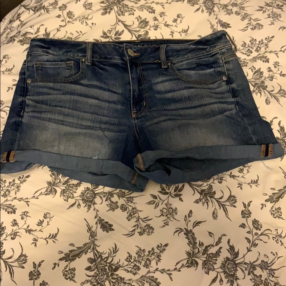 Cute American Eagle denim shorts